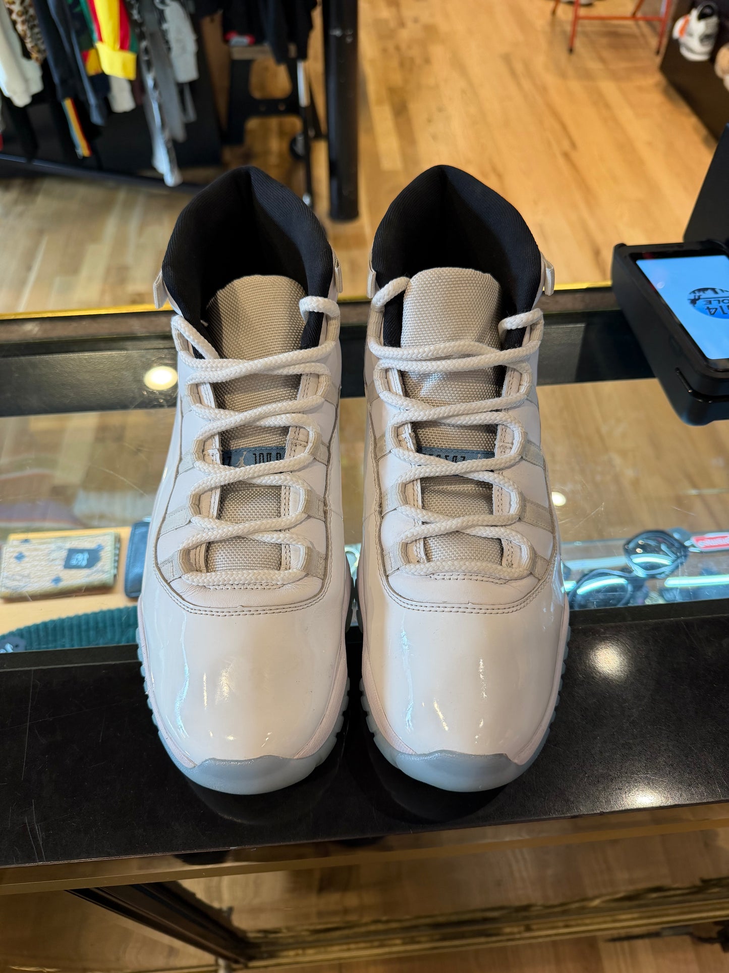 Jordan 11 Retro high ‘Legend Blue’ Size 11 PO NB
