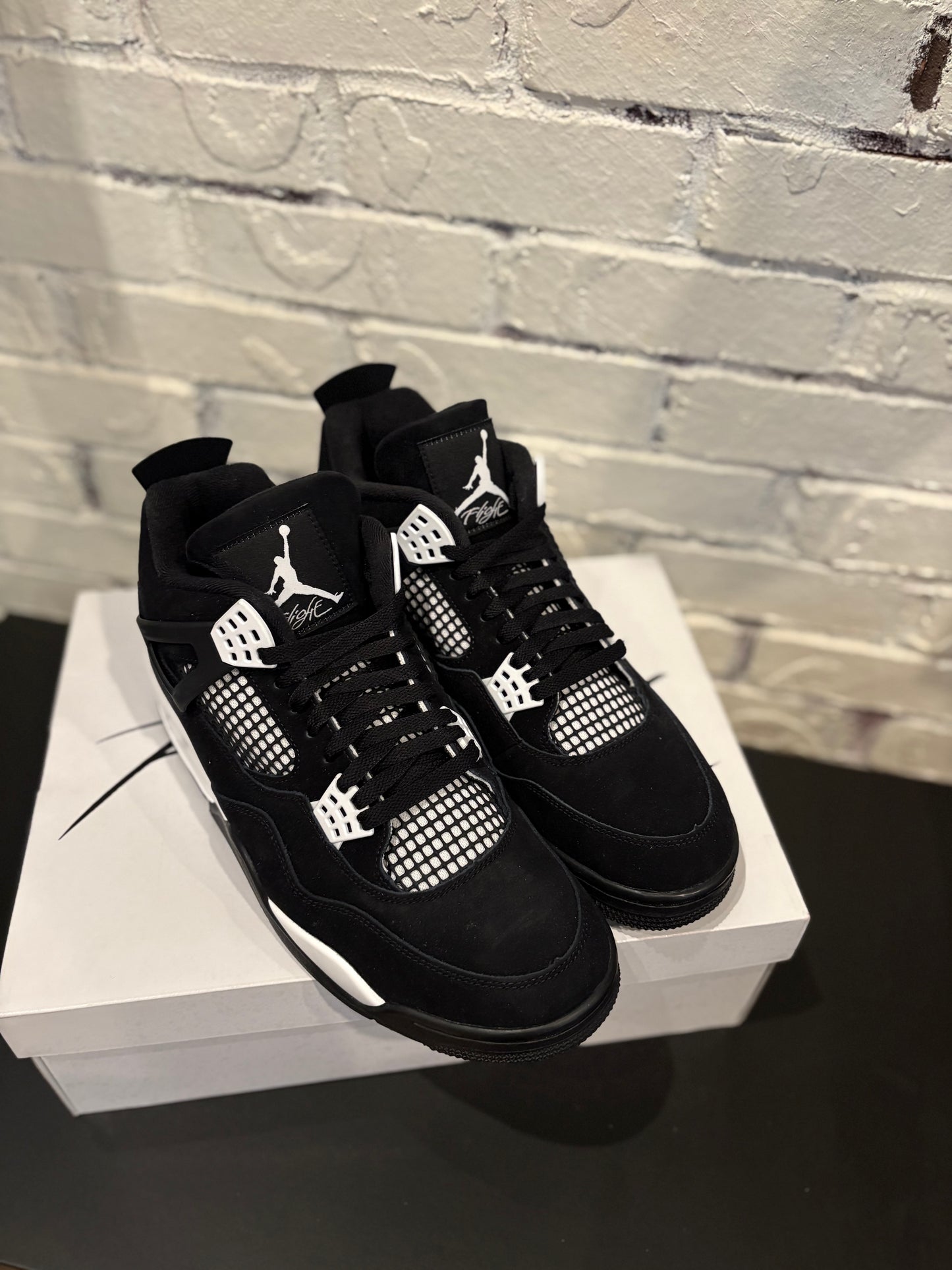 Jordan 4 Retro Black Thunder DS OG Size 12