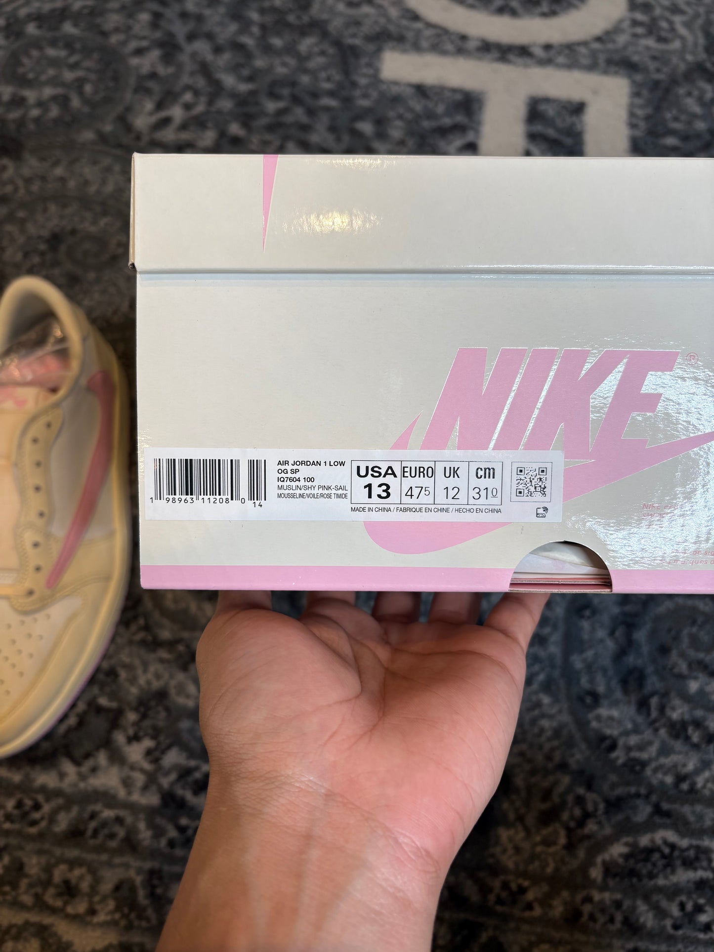Jordan 1 Retro Low “Travis Scott Shy Pink” DS OG