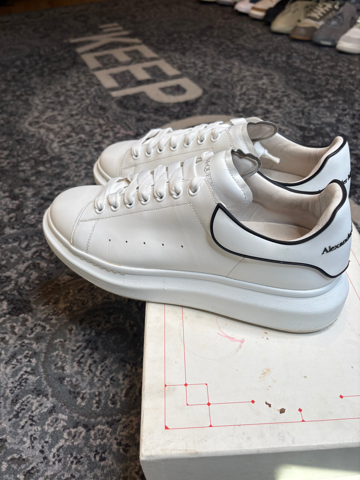 Alexander McQueen Oversized “White Black Trim” Clean Og Size 12(45 EU)