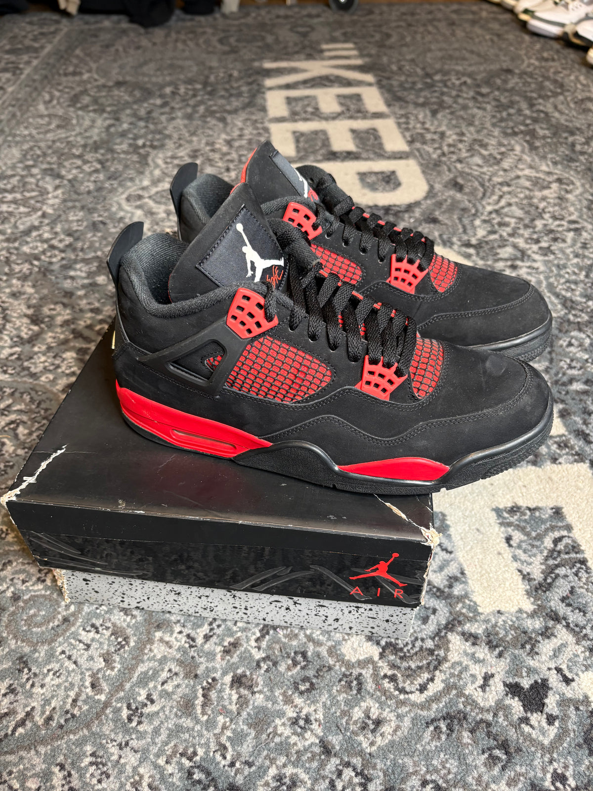 Jordan 4 Retro “Thunder Red” Clean Og Size 11.5