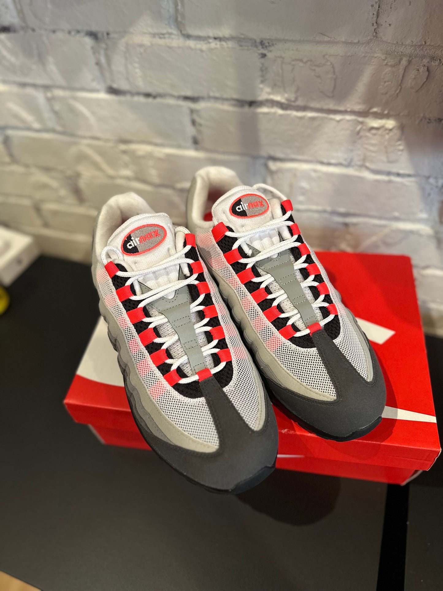 Air Max 95 Solar Red 2.0 DS OG Size 10