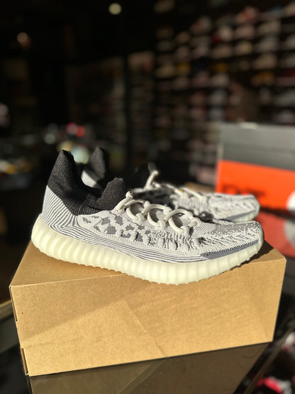 Yeezy 350 Compact Sz. 11 Clean OG