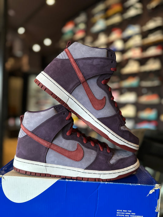 SB Dunk High Daybreak Plum VNDS Size 9