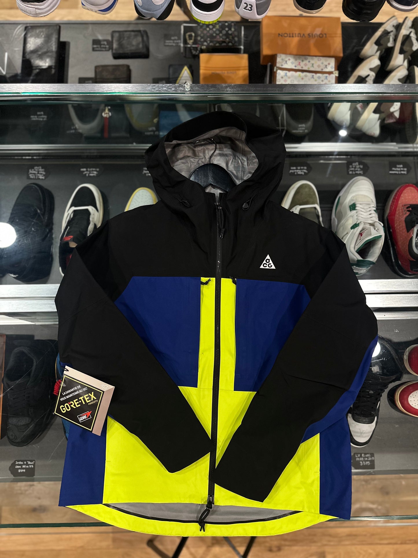 ACG Goretex Jacket Brand New Size Medium