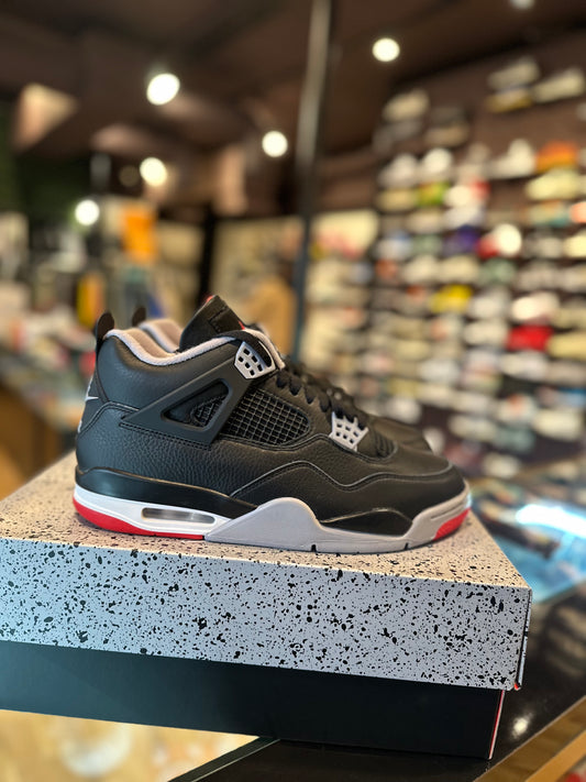 Jordan 4 Bred Reimagined Sz. 10.5 DS