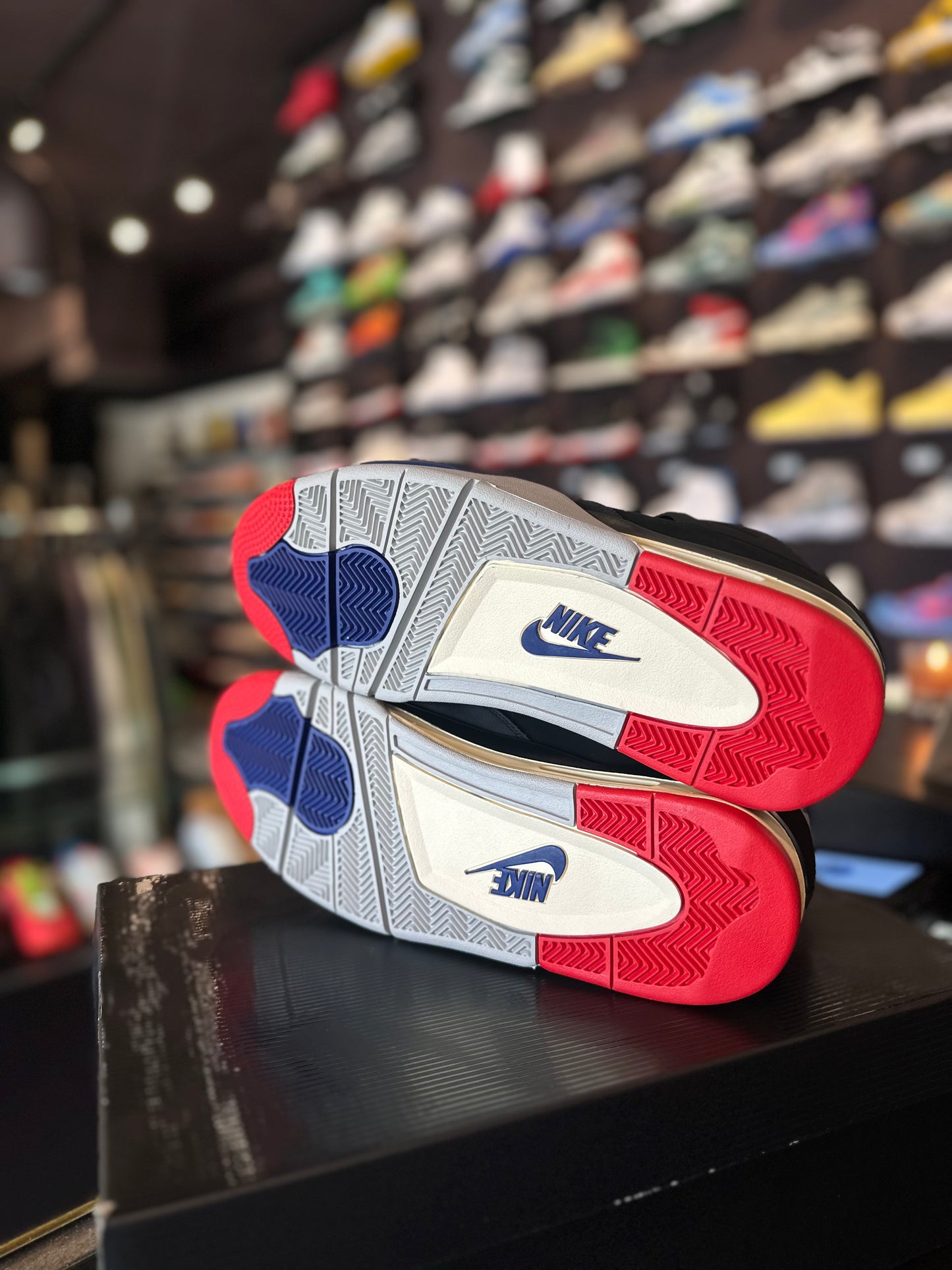 Jordan 4 Retro Rare Air DS OG