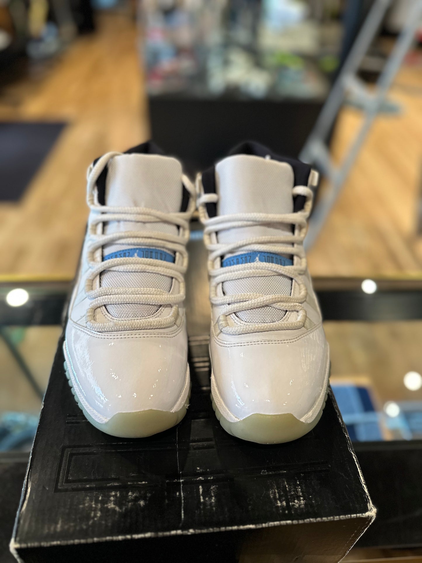 Jordan 11 Legend Blue Sz. 8 Clean OG