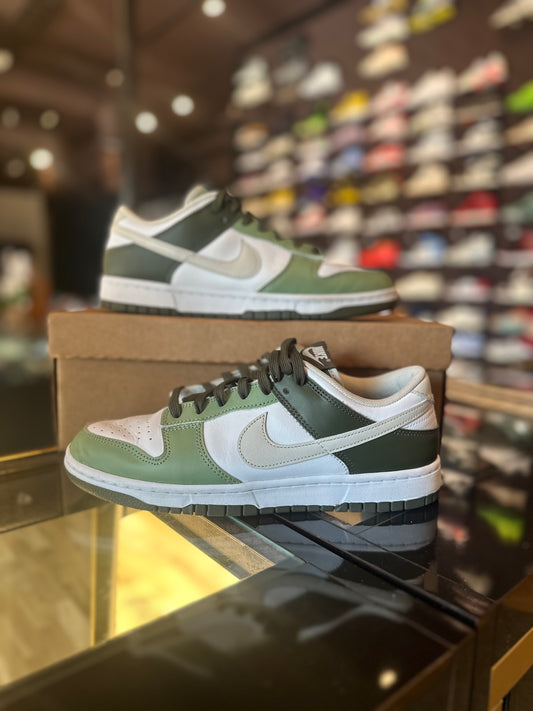 Nike Dunk Low Oil Green Sz 9 No Box