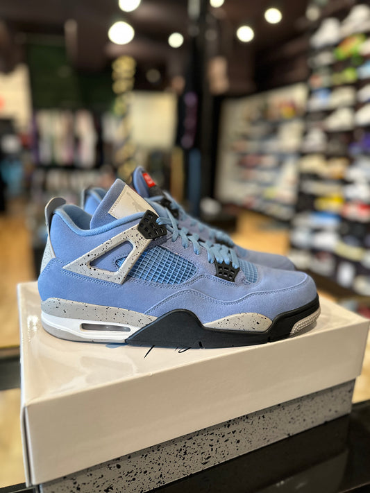 Jordan 4 UNC Sz. 12 Brand New