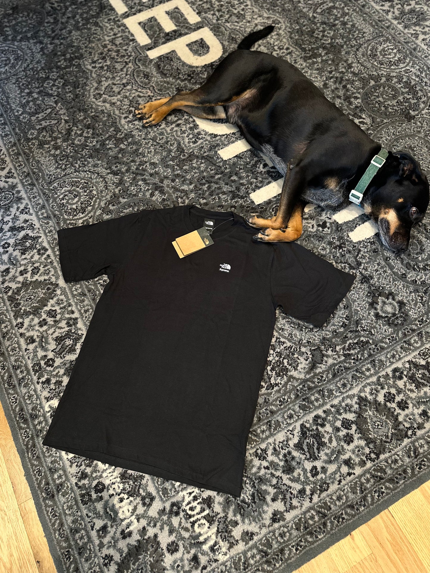 Supreme x TNF Black Tee DS Size Small