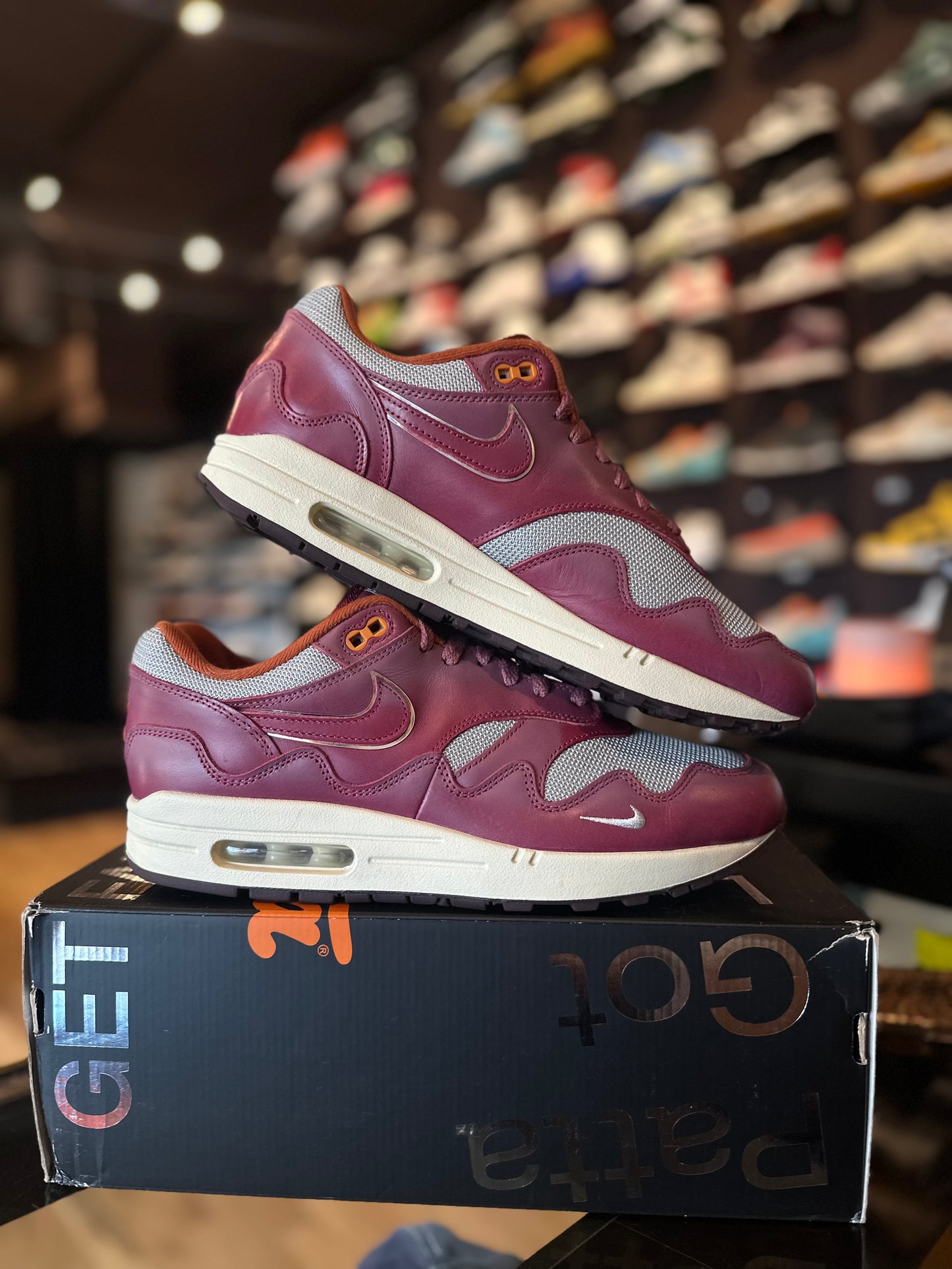 Air Max 1 Patta Waves Rush Maroon Clean OG Size 10.5