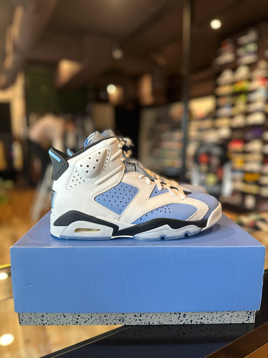 Jordan 6 UNC Sz. 8.5 DS