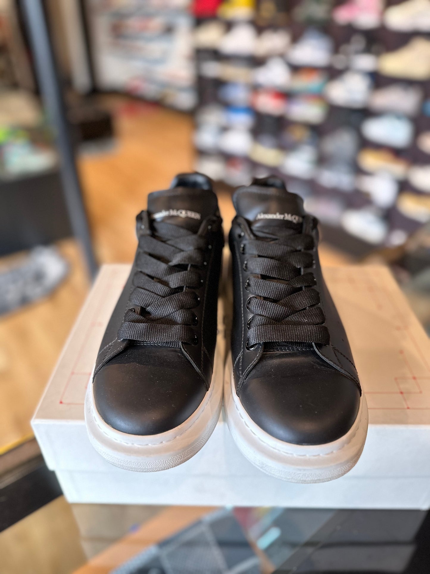 Alexander McQueen Black/White Sneakers PO OG Size 44E/11