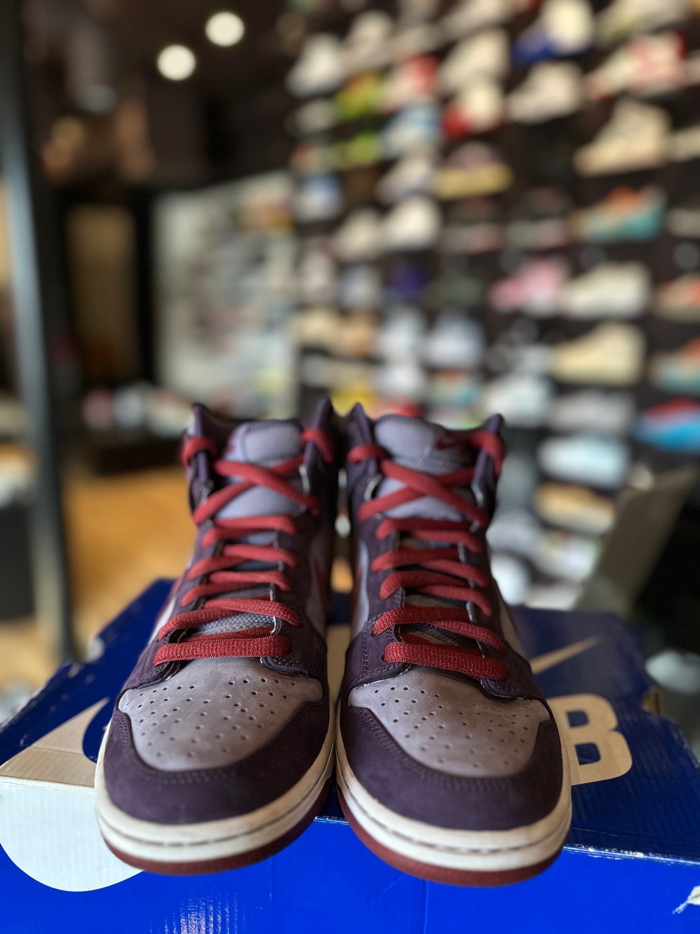 SB Dunk High Daybreak Plum VNDS Size 9