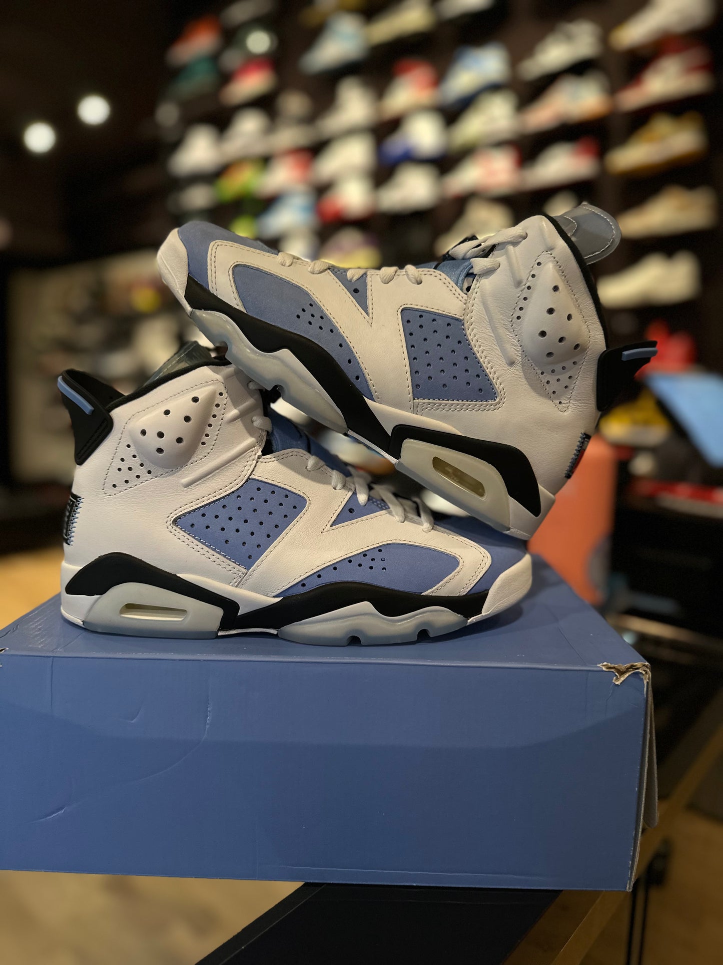 Jordan 6 Retro UNC White like new OG Size 7.5