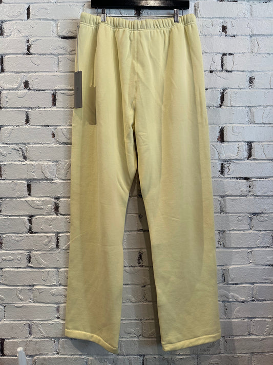 Essentials Fear of God Sweat Pants size XL Yellow DS