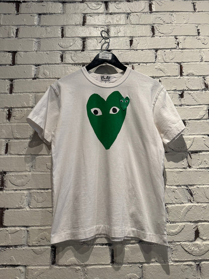 Play COMME Des Garçon Green Heart T-shirt White Size M