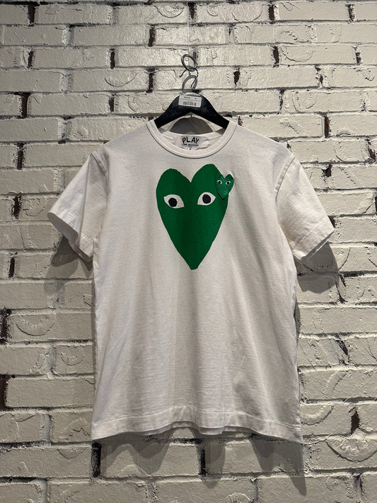 Play COMME Des Garçon Green Heart T-shirt White Size M