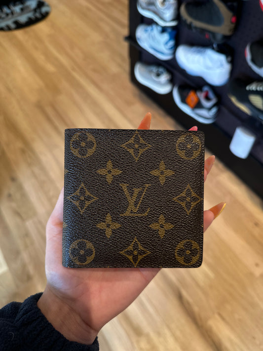 Louis Vuitton Monogram Bifold Wallet