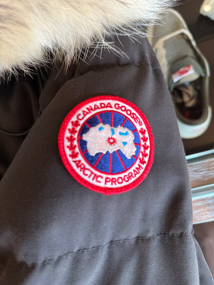 Canada Goose Down Puffer Size Large