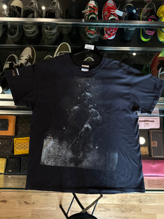 Vintage Call of Duty Tee Size XL